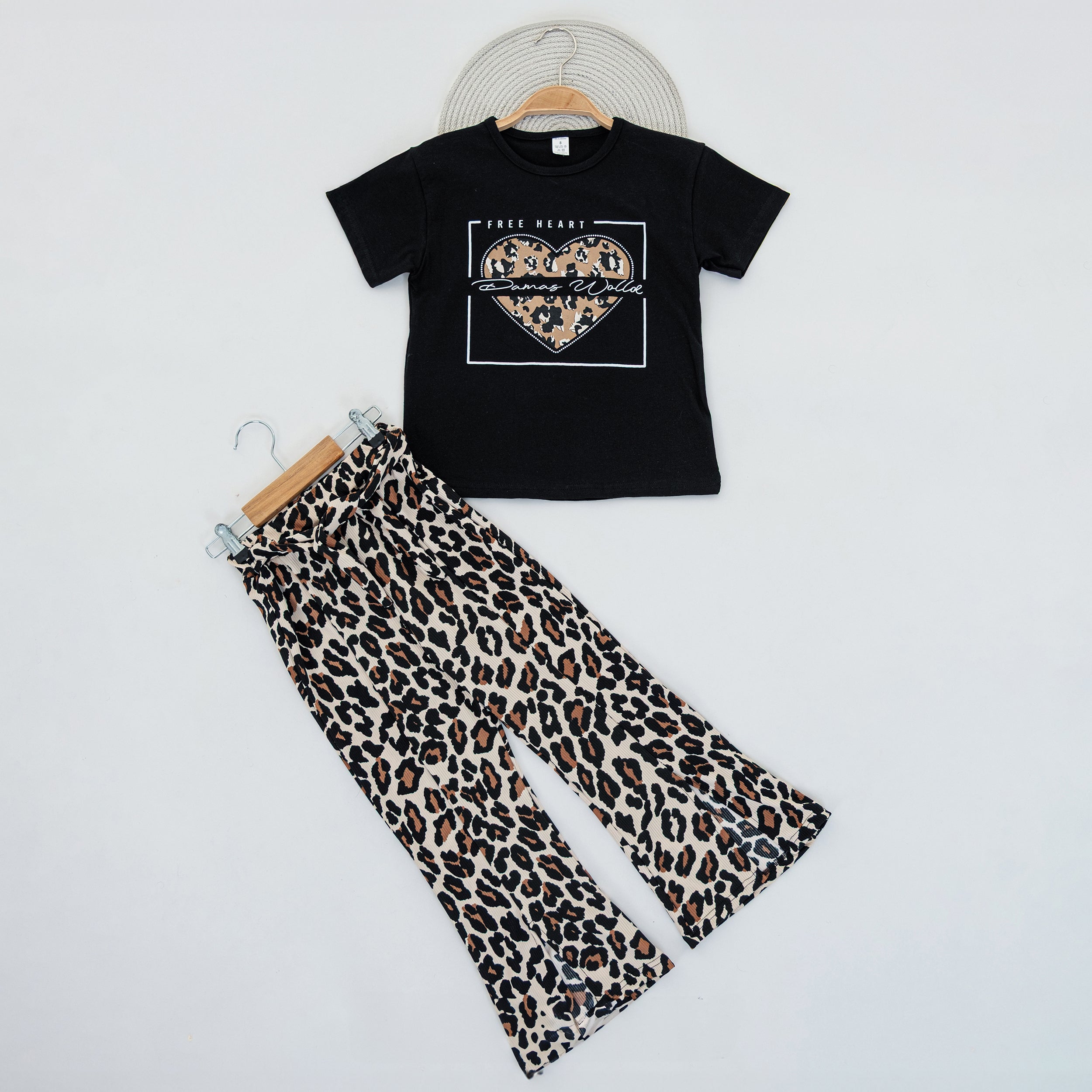 Free Heart Leopar Desenli Kız Çocuk Takımı