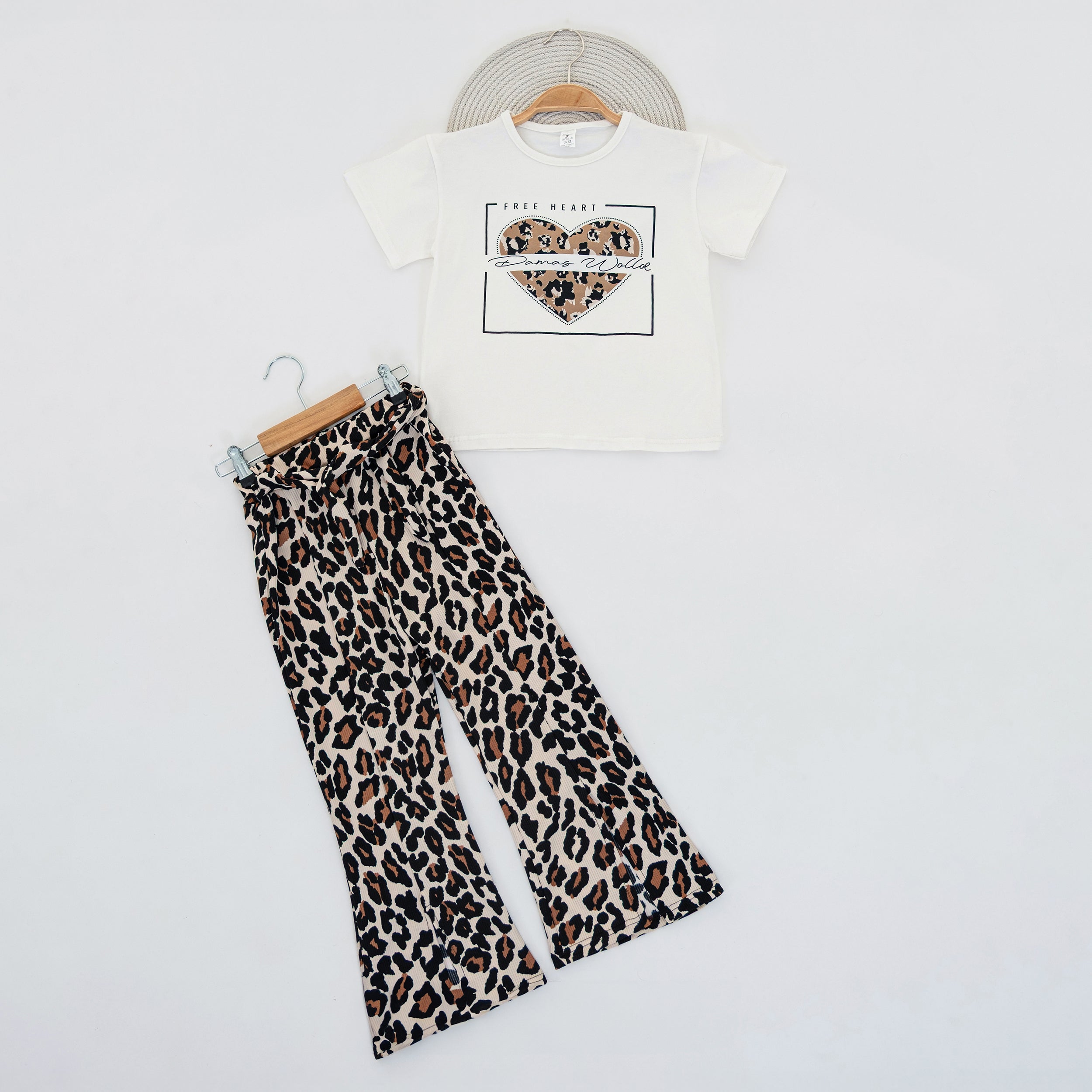 Free Heart Leopar Desenli Kız Çocuk Takımı