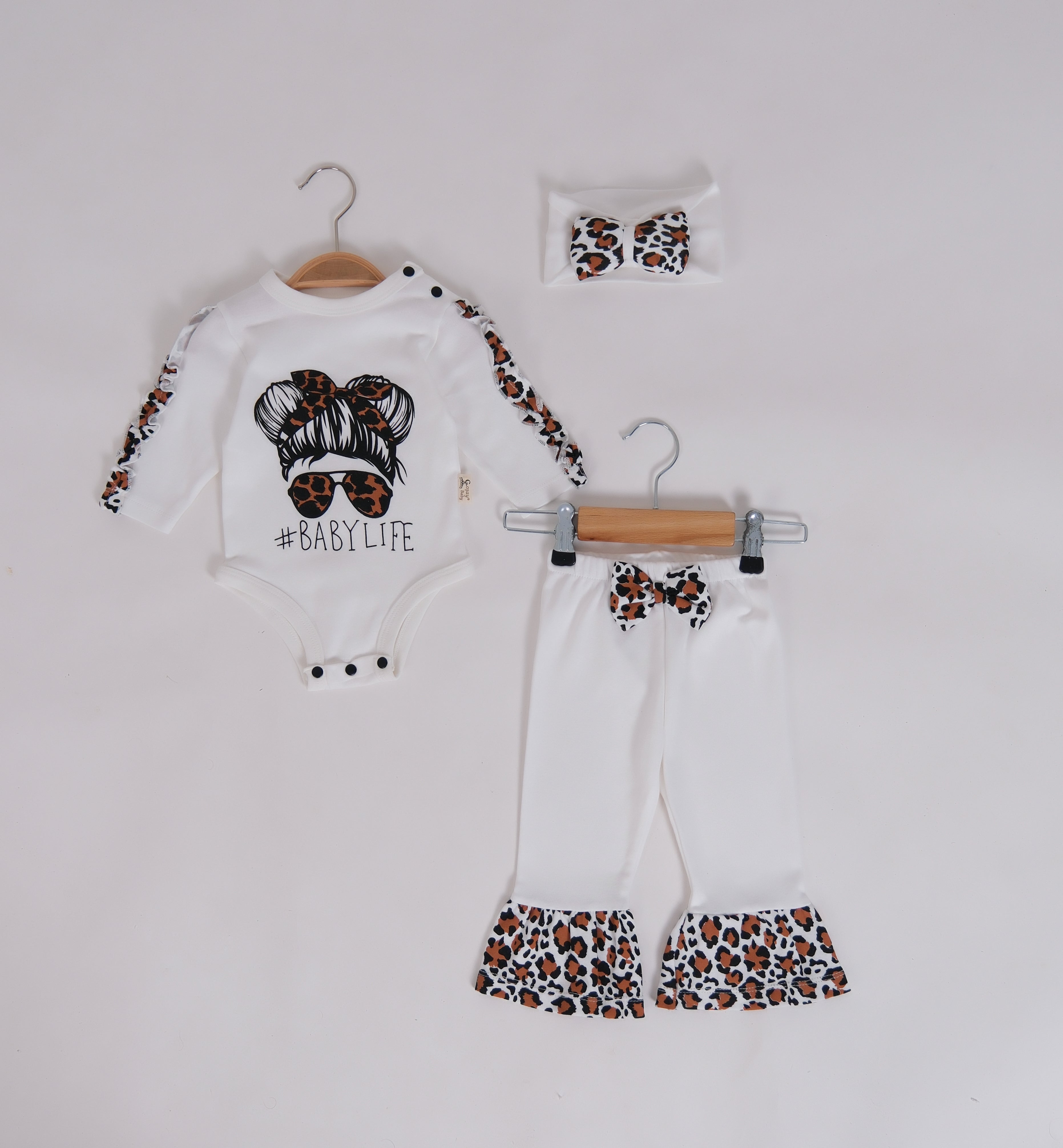 Leopar Detaylı 3 Parça Kız Bebek Takımı