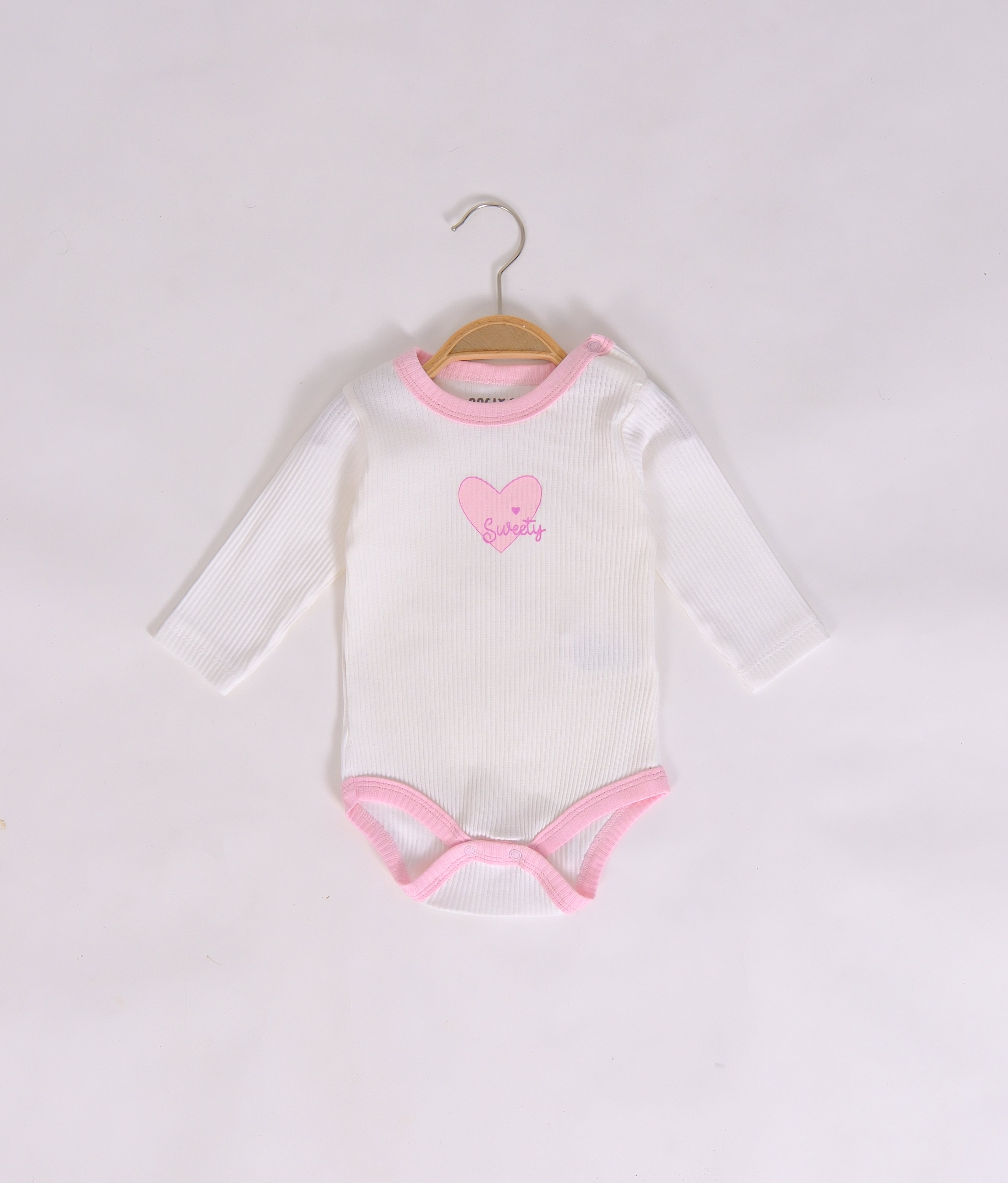 Kız Bebek Kalpli Uzun Kollu Body